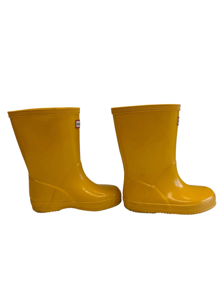 Hunter Rain Boots Yellow UK 7, US 8 Boy, 9 Girl