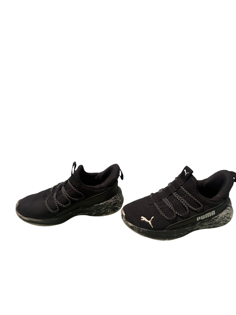 Size 9C Puma Black Sneakers